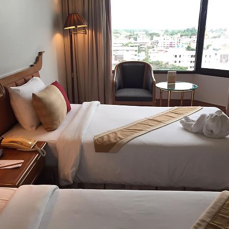 Laithong Hotel Ubon Ratchathani Eksteriør billede