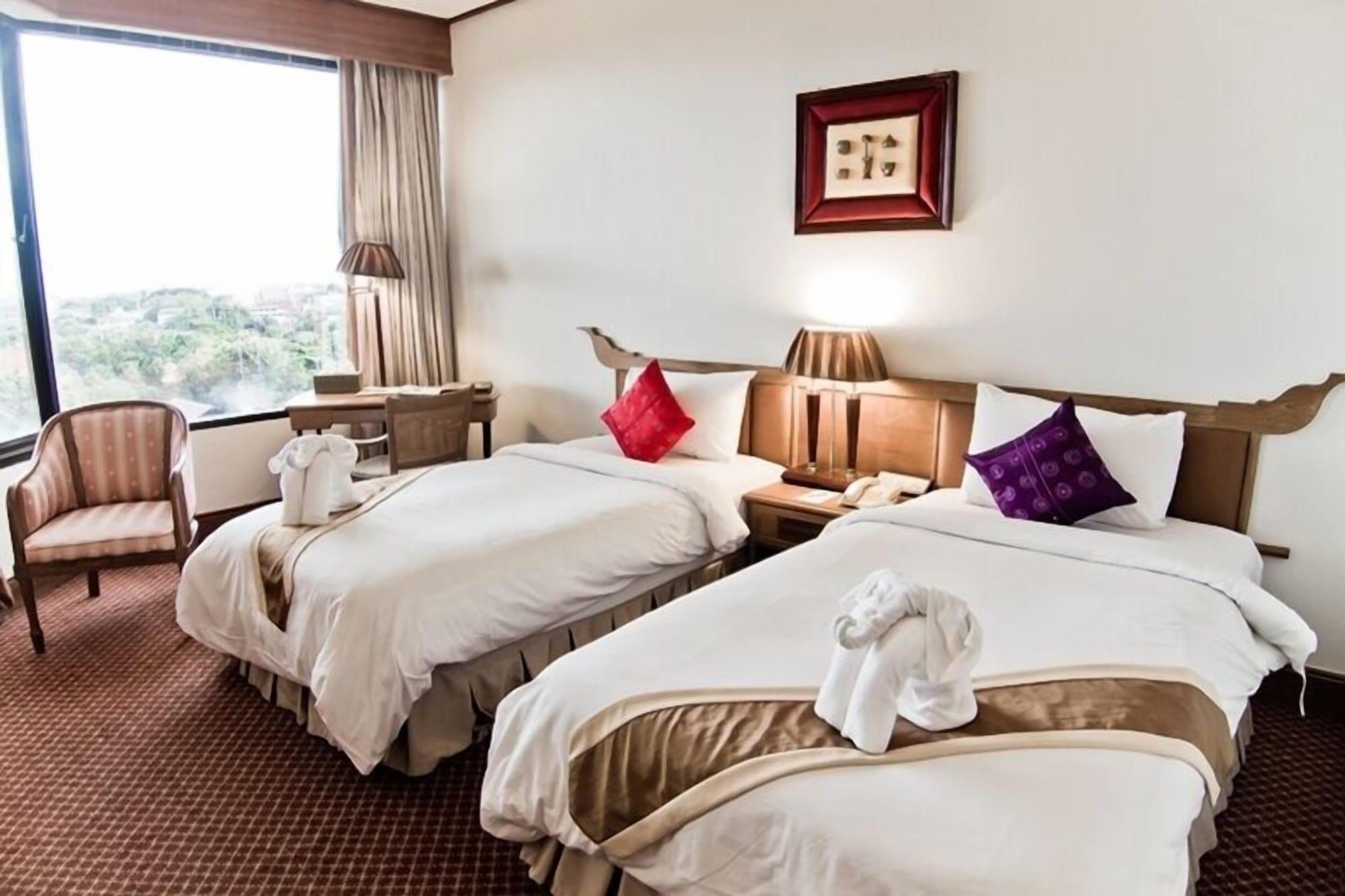 Laithong Hotel Ubon Ratchathani Eksteriør billede