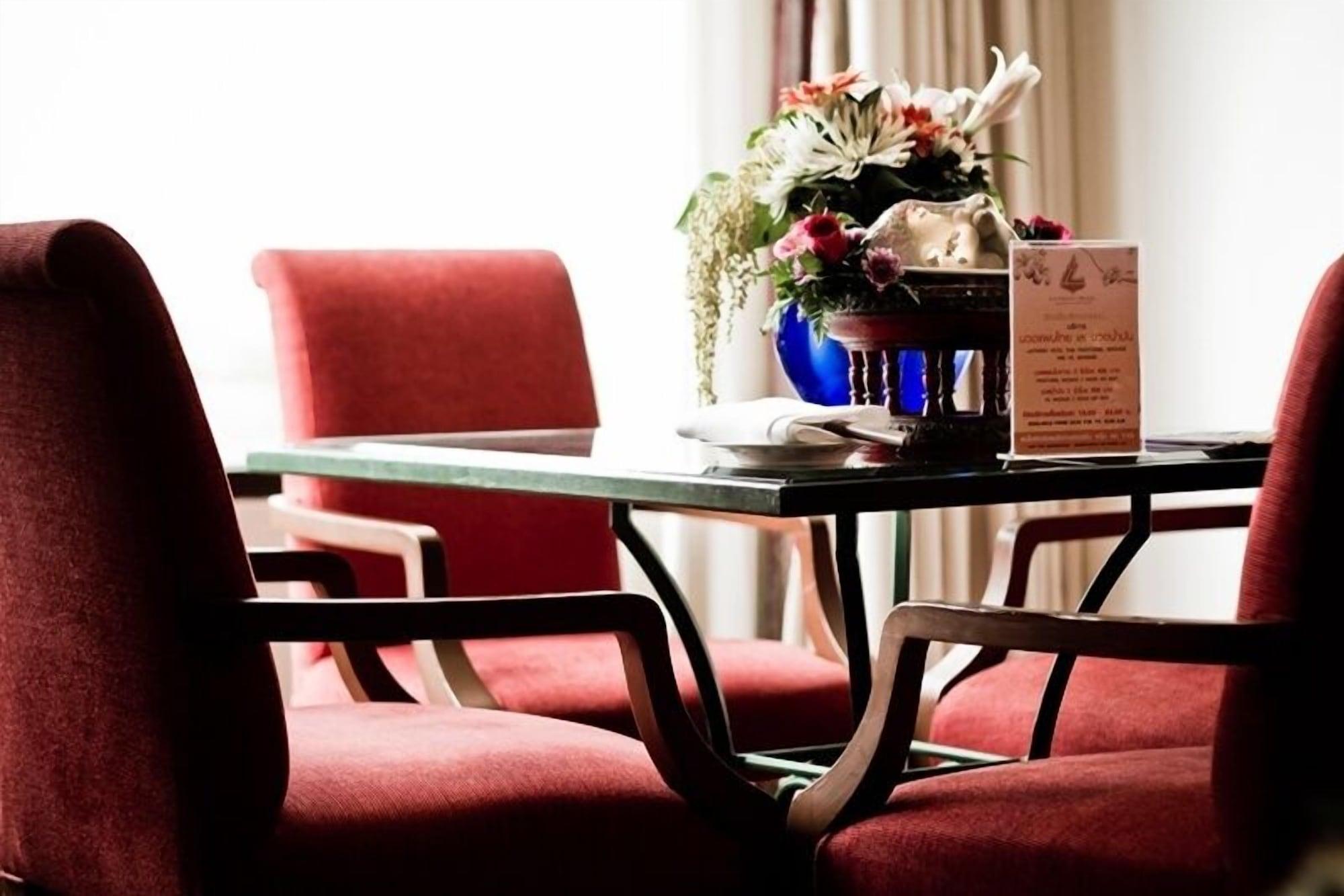 Laithong Hotel Ubon Ratchathani Eksteriør billede